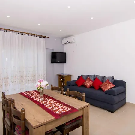 Slobodan Apartment