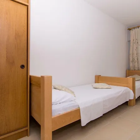 Apartment Slobodan *