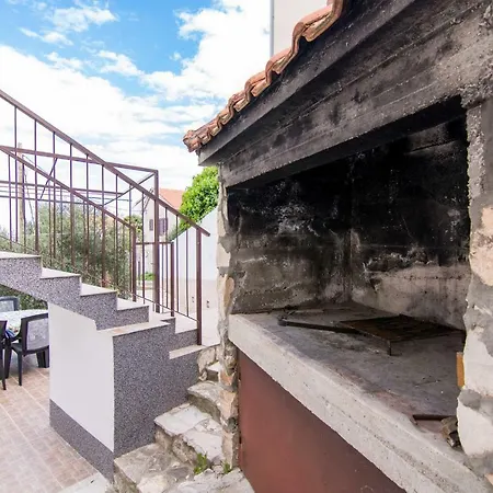 Apartment Slobodan Okrug Gornji